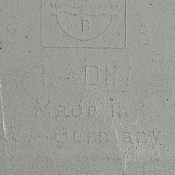 Signed Laplau Villeroy & Boch Trivet West German Tile Christmas Village - Picture 9 of 11